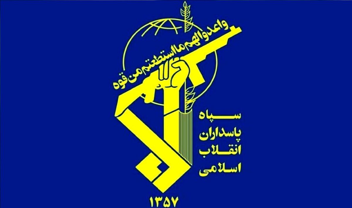 توقیف شناور حامل سوخت قاچاق توسط سپاه در آب‌های خلیج فارس