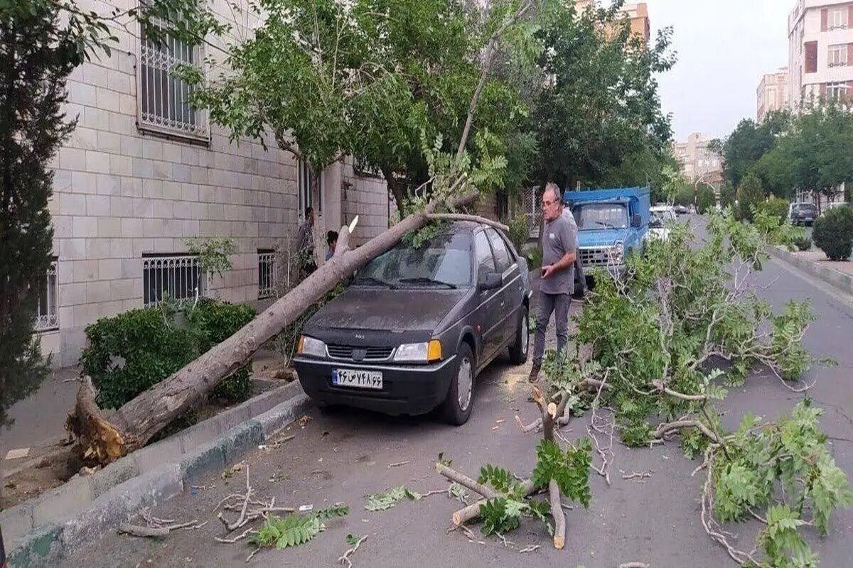 طوفان چه بلایی بر سر هوای تهران آورد