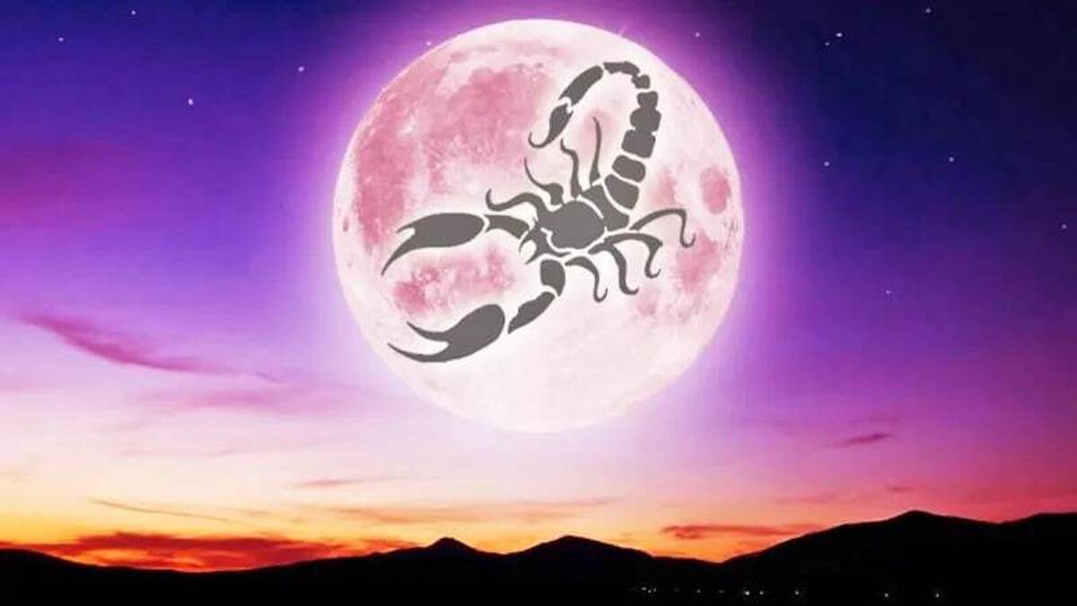 این روز‌ها در ۱۴۰۴ قمر در عقرب هستند + عکس