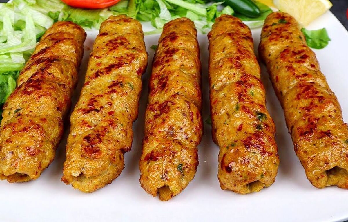 طرز تهیه کباب تابه‌ای مرغ با سس زرشک