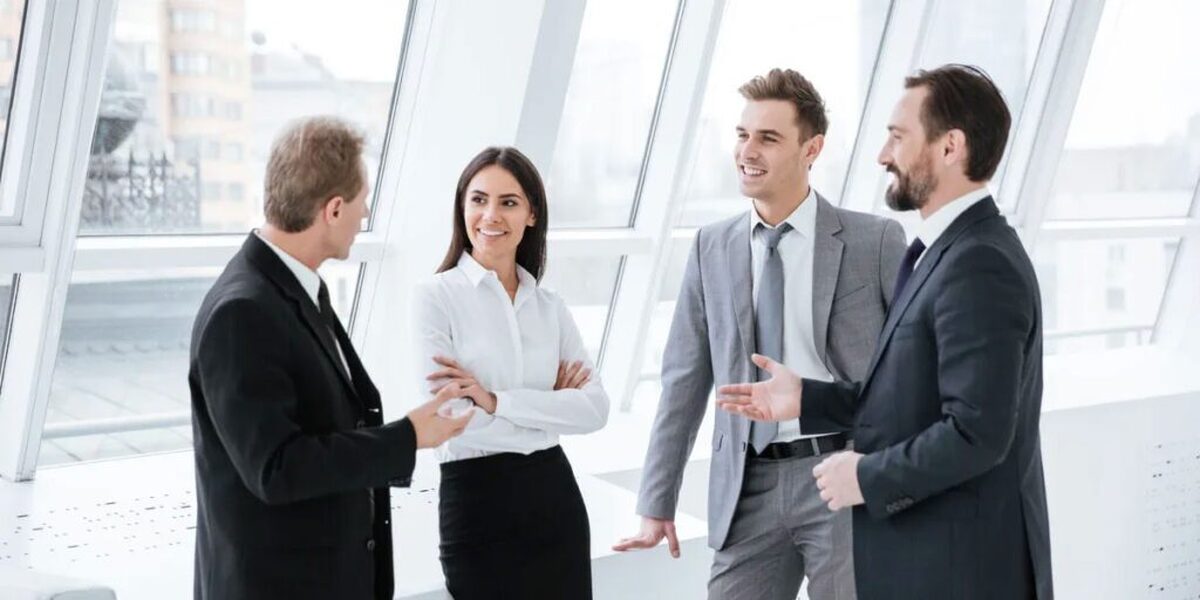 ۳۰ ثانیه طلایی: با این قانون ساده، در هر گفتگویی موفق شوید