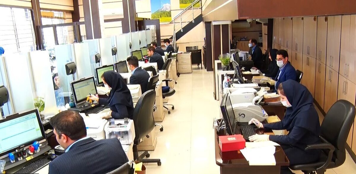 شوک بزرگ به کارکنان دولت/ پزشکیان شمشیر عدالت را کشید
