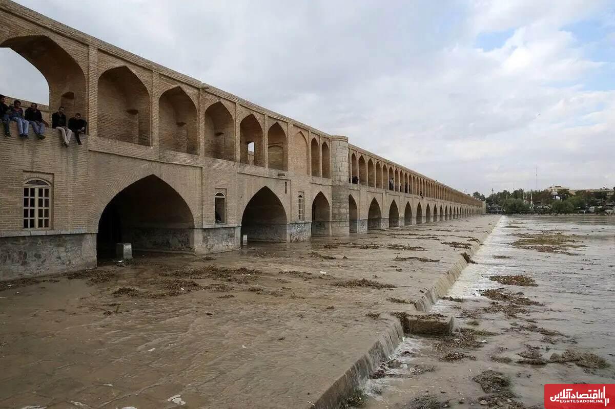 پاسخ علمی استاد نمونه کشور به صحبتهای «عیسی کلانتری» درباره تعطیلی «کشاورزی»اصفهان!