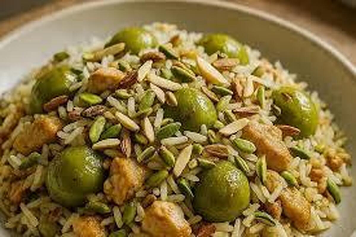 طرز تهیه گوجه سبز پلو مخصوص؛ یه غذای مجلسی جدید و ارزون