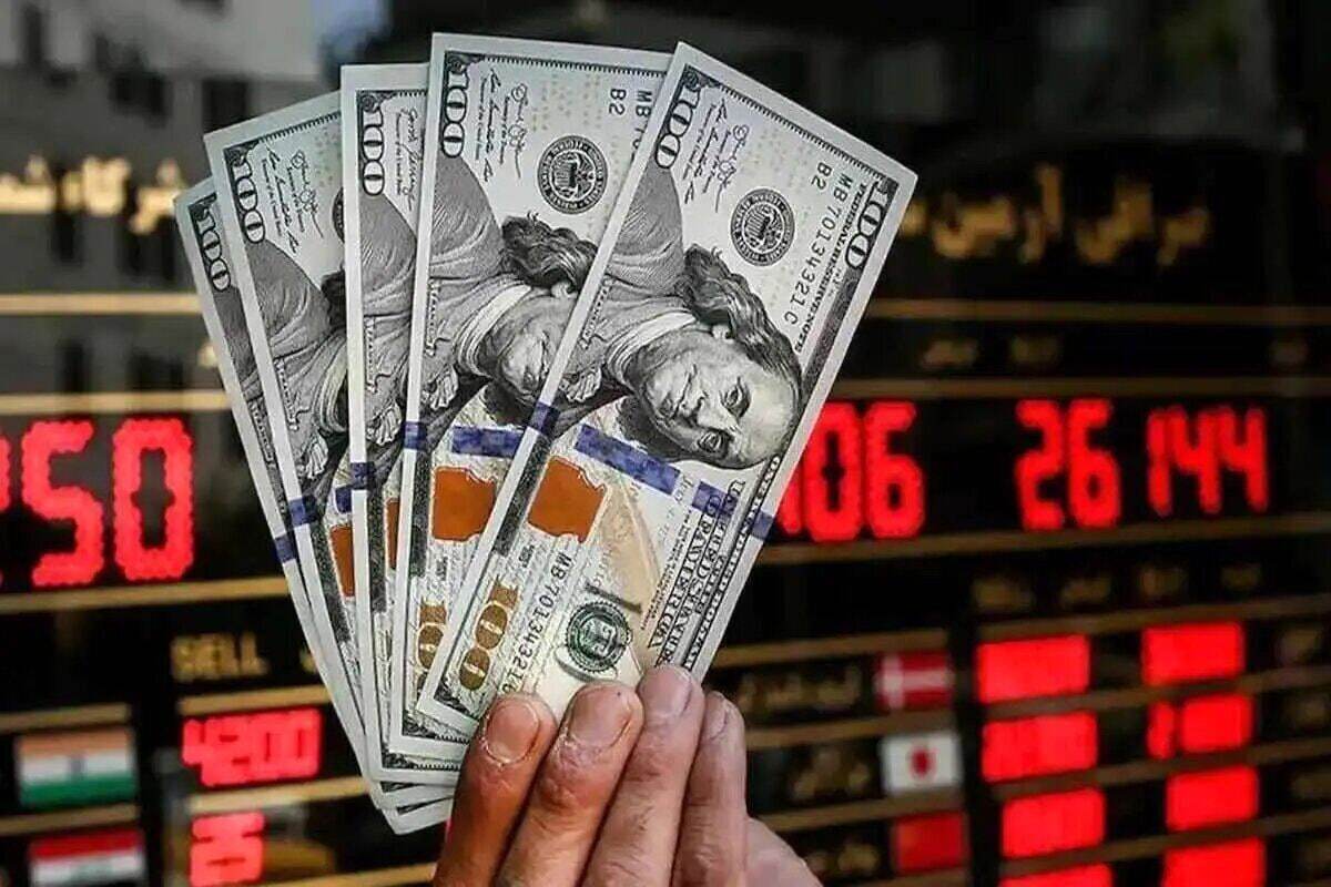 پیش بینی عجیب از قیمت دلار در خرداد ۱۴۰۴ / ریزش شدید قیمت دلار در راه است