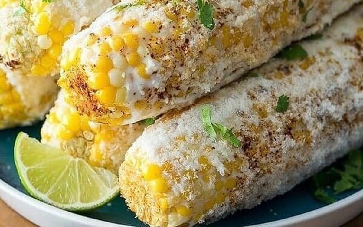 طرز تهیه ذرت مکزیکی آب پز به سبک خیابانی به ۲ روش