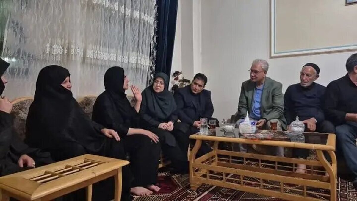 حضور شبانه دولتی‌ها در منزل الهه حسین‌نژاد +تصاویر
