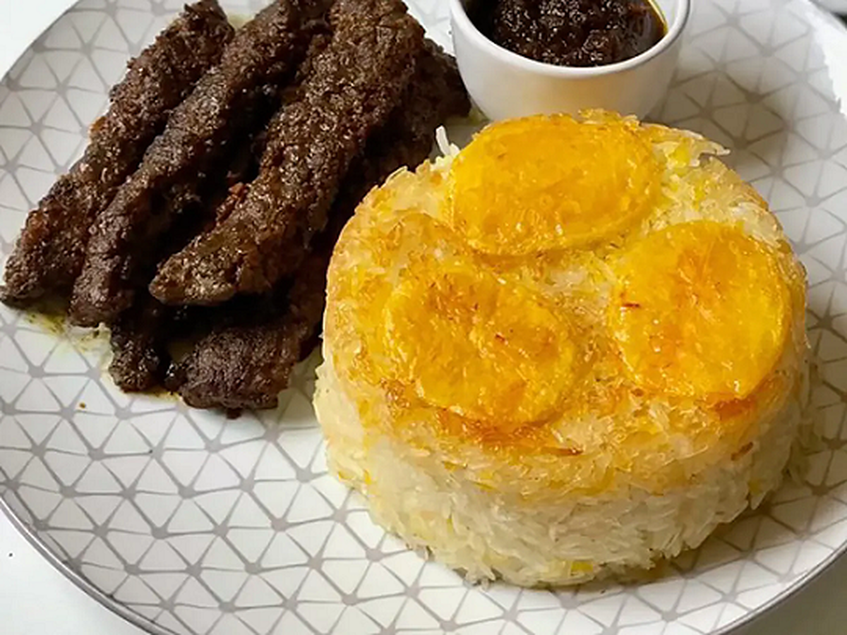 طرز تهیه کباب تابه‌ای ترش خوشمزه و مجلسی با طعمی بی‌نظیر