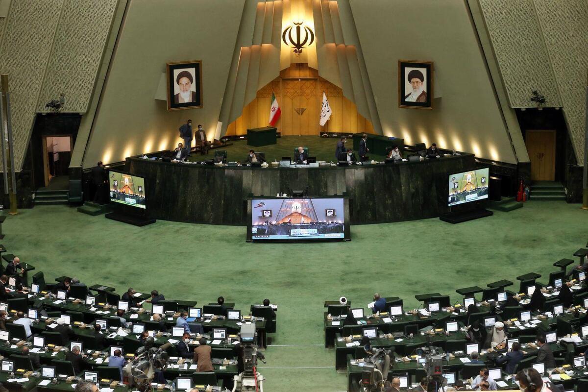 موافقت کمیسیون اقتصادی مجلس با وزیر پیشنهادی اقتصاد